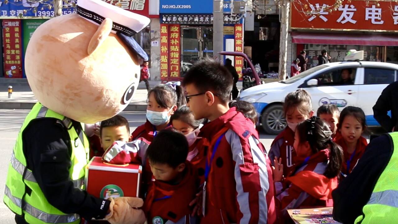 1764662645101012048.jpg a5b558e49da69dd81bf79b2d73c73a1d_720.jpg